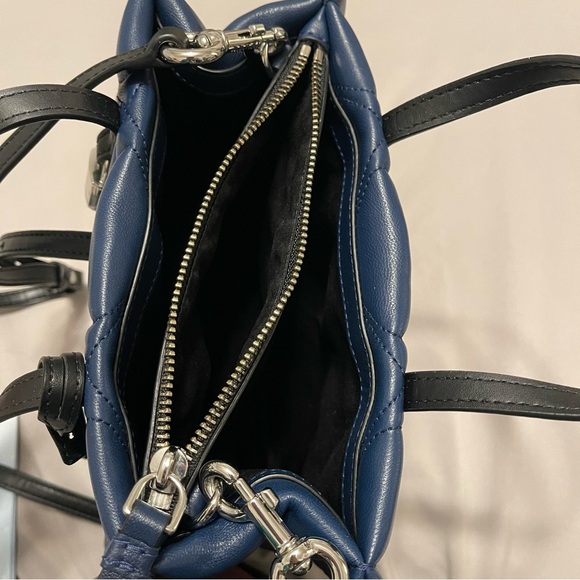 Marc Jacobs Blue Quilted Women's Bag - Picture 10 of 13